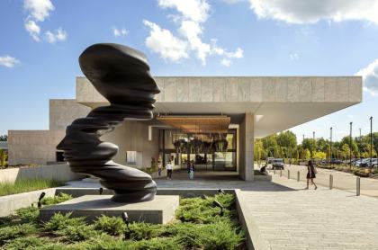 Frederik Meijer Gardens & Sculpture Park