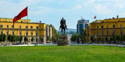 Albanien