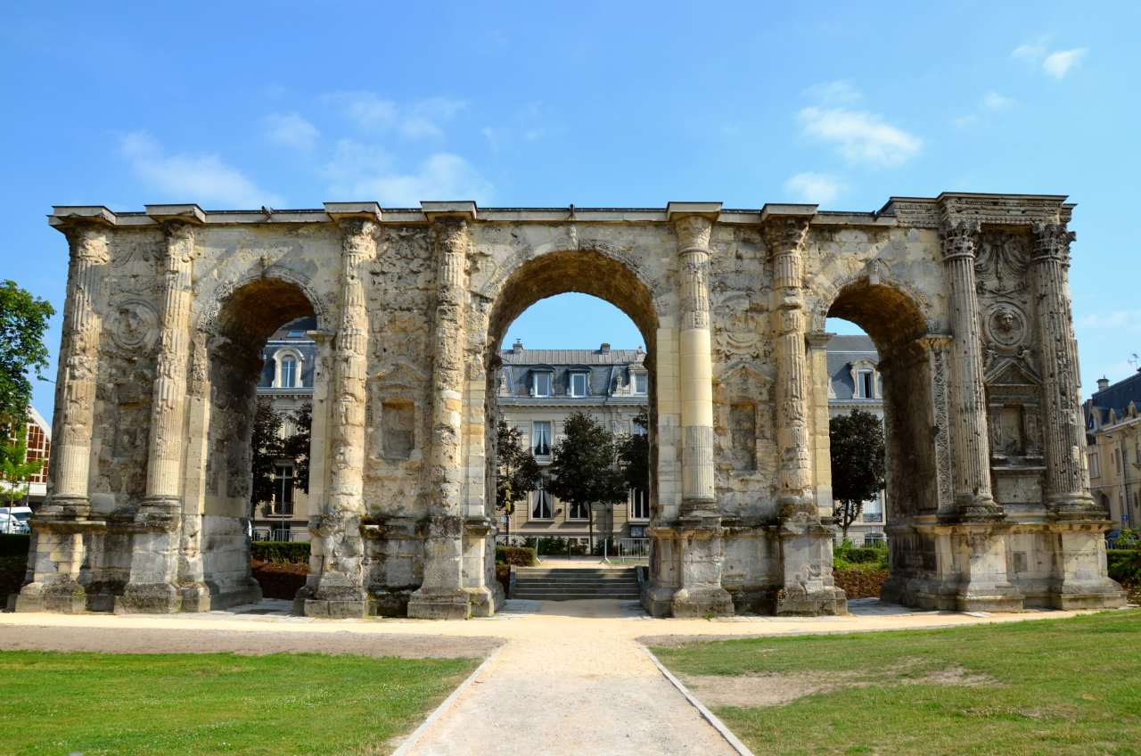 Porte de Mars