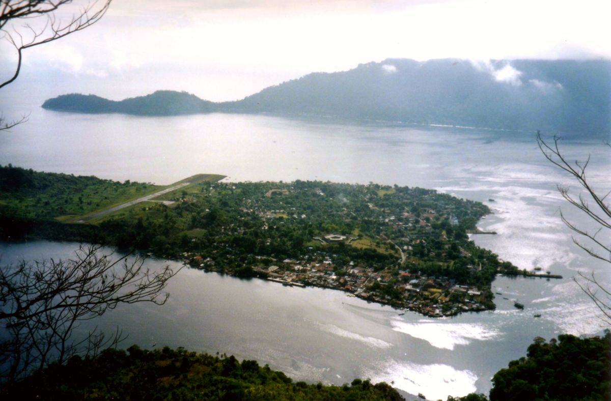 Banda Neira