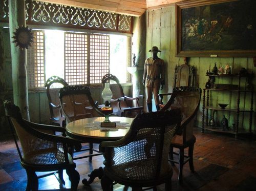 Clarin Ancestral House interior in Loay