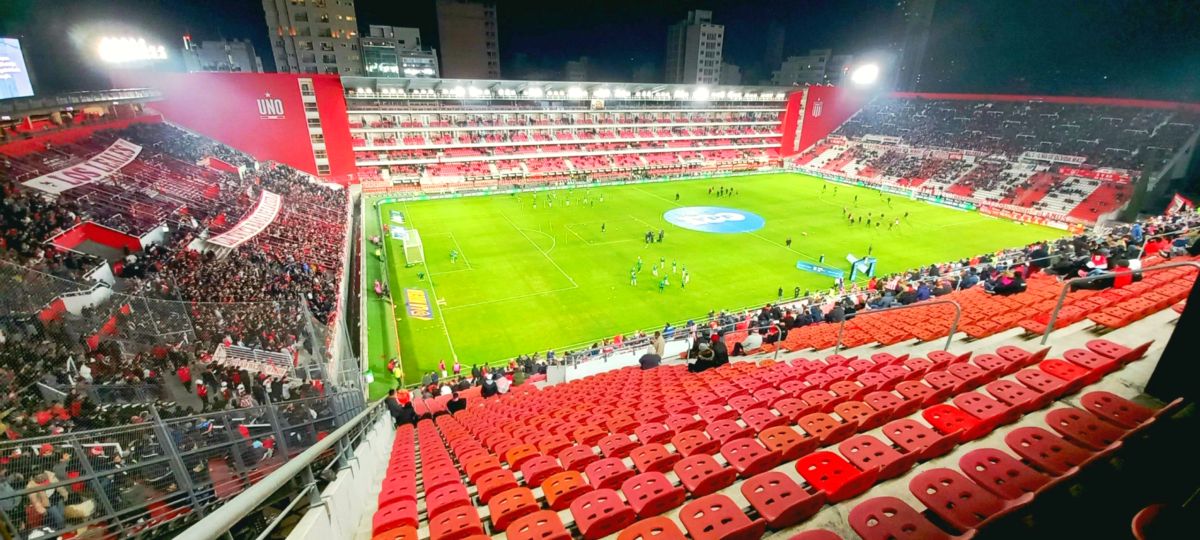 Estadio Jorge Luis Hirschi