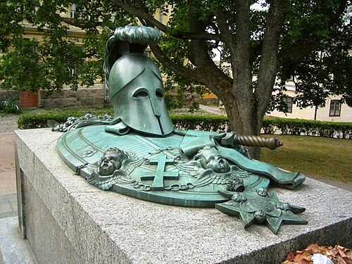Augustin Ehrensvärd's grave at Suomenlinna