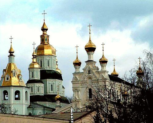 The Intercession Cathedral with bell tower and Ozerianska church (right) built in 1689
