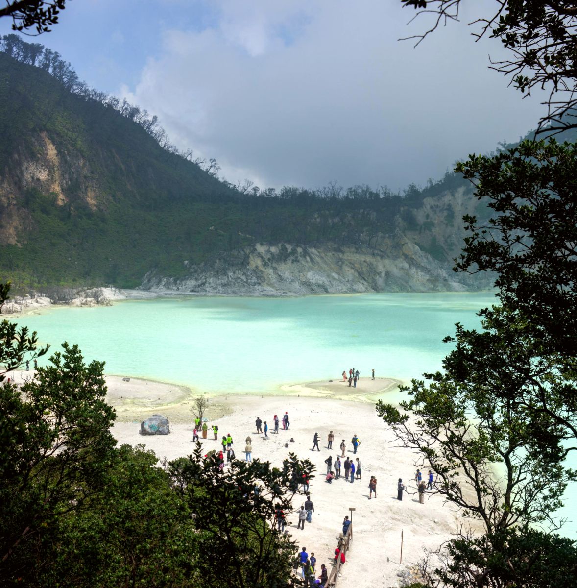 Kawah Putih