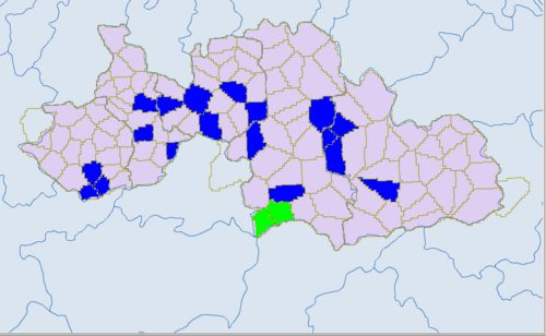 Ethnic townships in South Sichuan: Yibin and Luzhou. Light green = Yi; Blue = Miao.