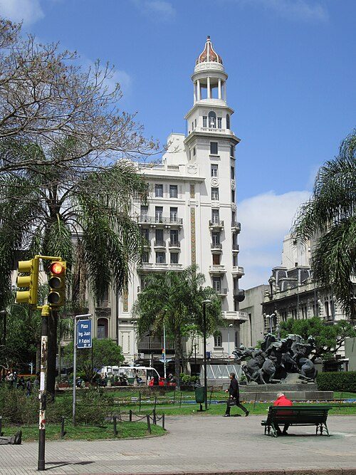 Plaza Fabini in Montevideo