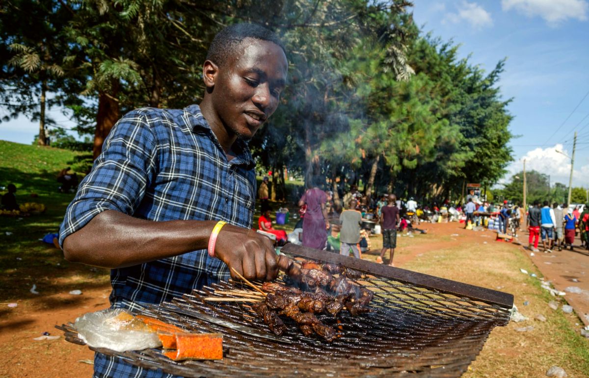Lokales Essen und Trinken - Uganda