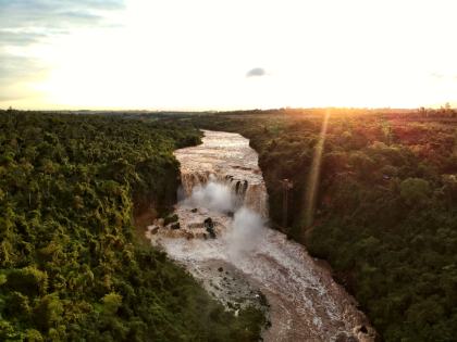 Saltos del Monday