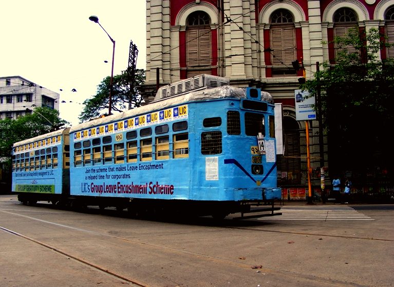 Erlebe die ikonischen Trams von Kolkata