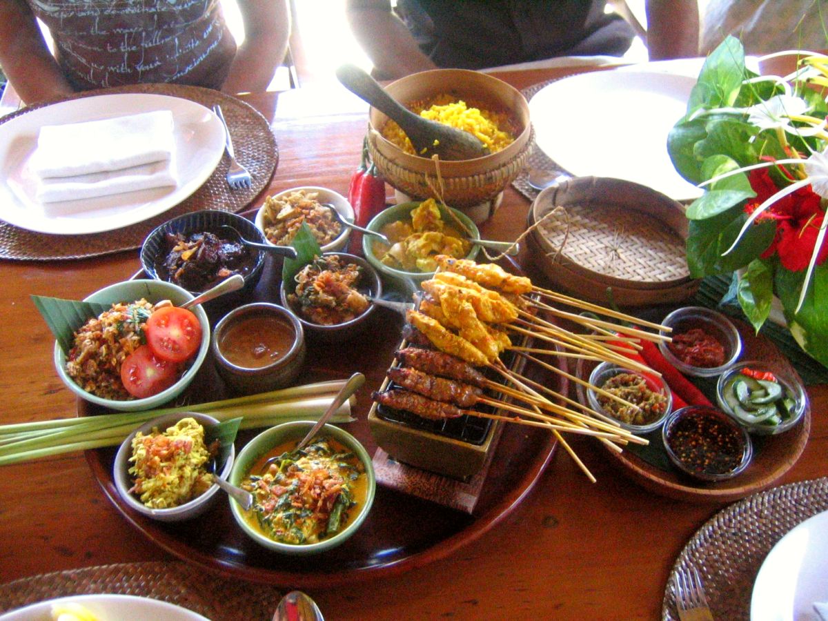 Lokales Essen und Trinken - Bali