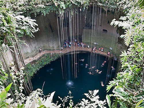 Cenote Ik Kil