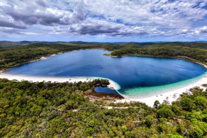 Lake McKenzie