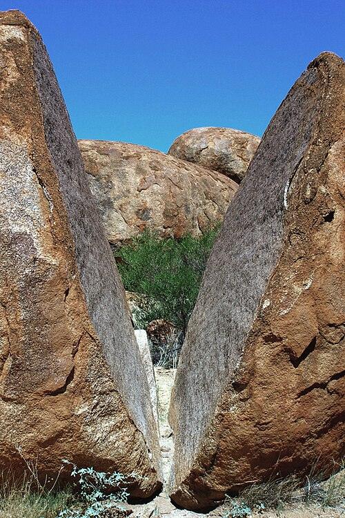 Devils Marbles Conservation Reserve