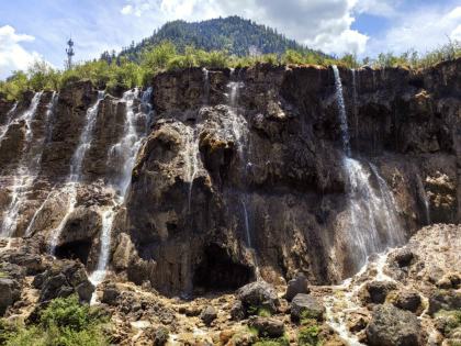 Nuorilang Waterfall
