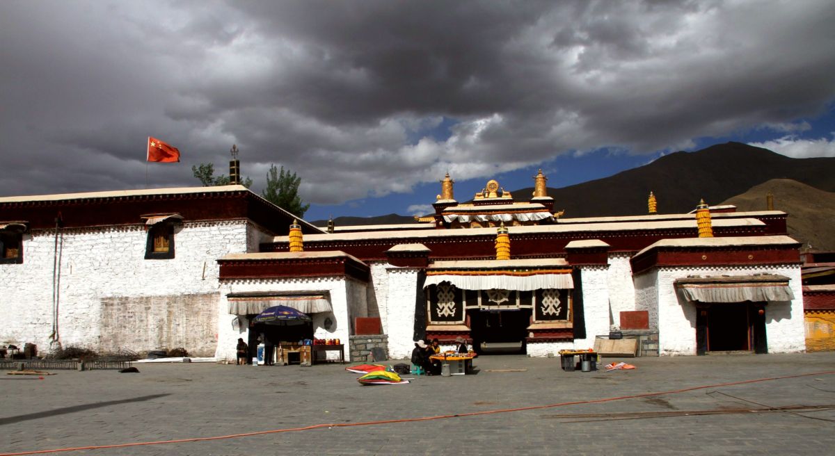 Tradruk Temple