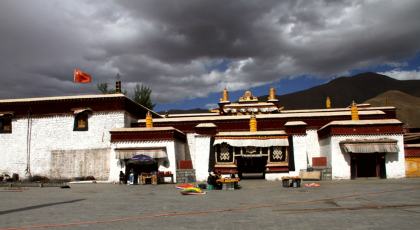 Tradruk Temple