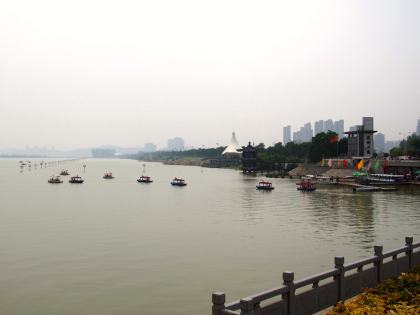 Yunlong Lake