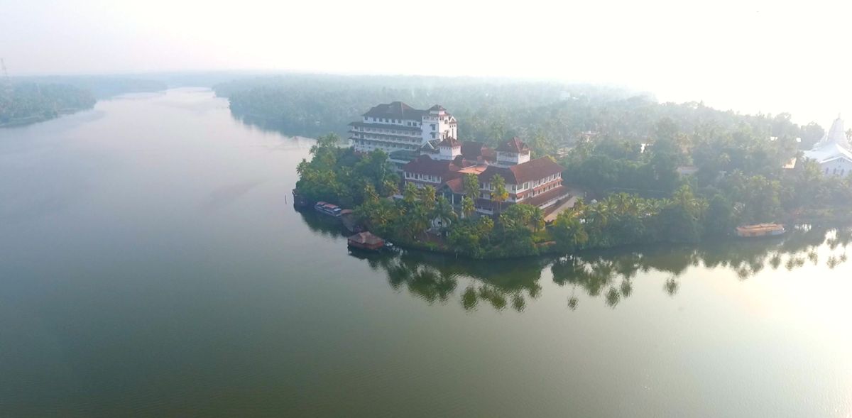 Ashtamudi Lake