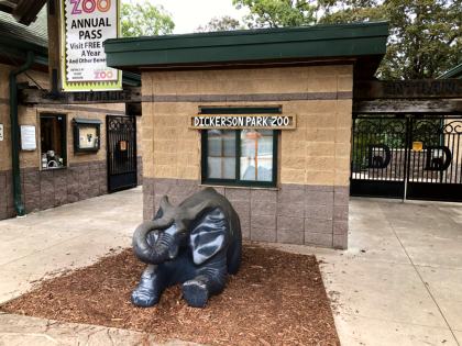 Dickerson Park Zoo